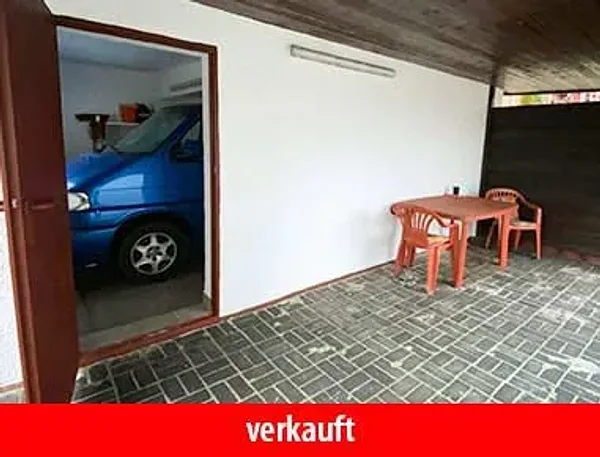 Vermittelte Wohnung mit Garage
